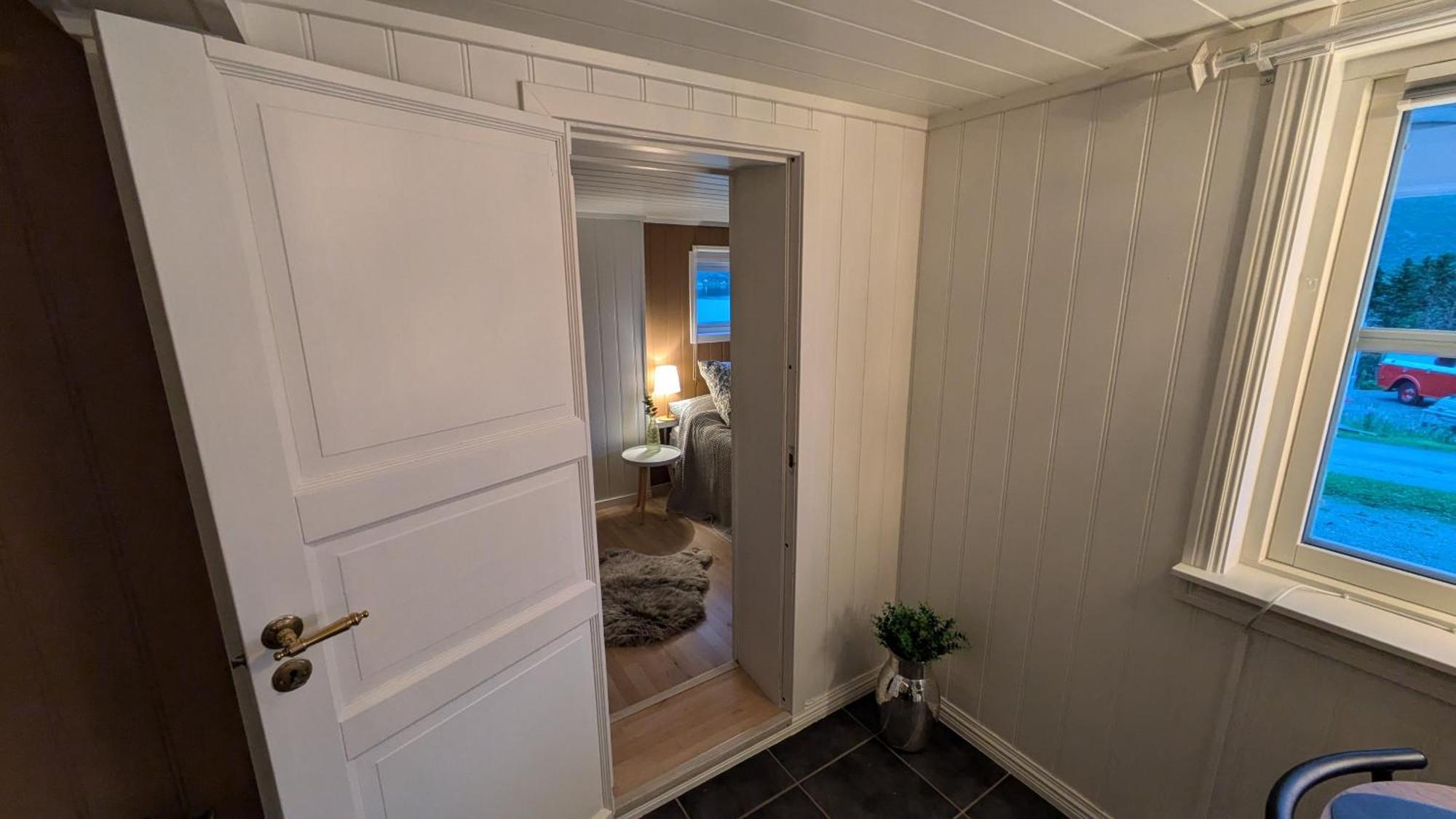 Exclusive And Cosy! Sea And Mountian View - Superfast Wifi, Washer And More Included Sortland Exterior foto